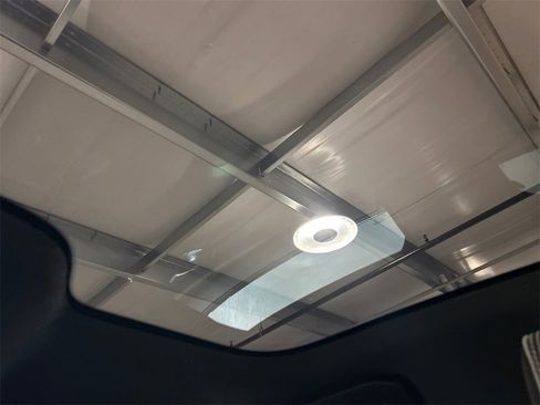 Certified 2023 Volvo C40 P8 Recharge Ultimate image 27