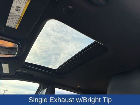 Used 2018 Jeep Grand Cherokee Altitude image 32