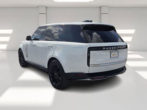 Used 2024 Land Rover Range Rover Autobiography image 5