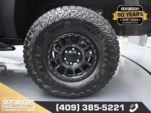 Used 2026 GMC Canyon AT4X w/ AT4X AEV Edition AWD/4WD image 13