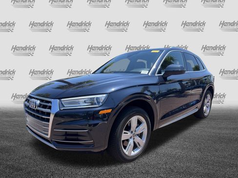 Used 2019 Audi Q5 2.0T Premium w/ Convenience Package AWD/4WD image 3