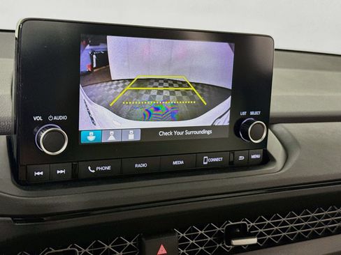 Used 2023 Honda Accord EX image 16