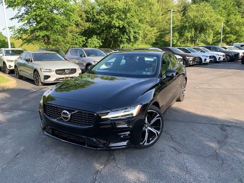 Used 2024 Volvo S60 B5 Core w/ Climate Package FWD image 1