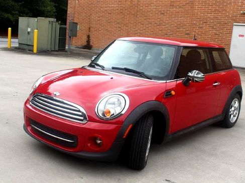 Used 2013 MINI Cooper Hardtop image 2