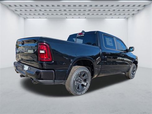 New 2026 RAM 1500 4x4 Crew Cab image 4
