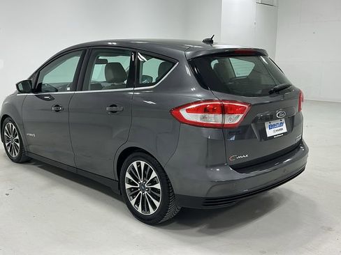 Used 2017 Ford C-MAX Titanium w/ Equipment Group 301A image 4