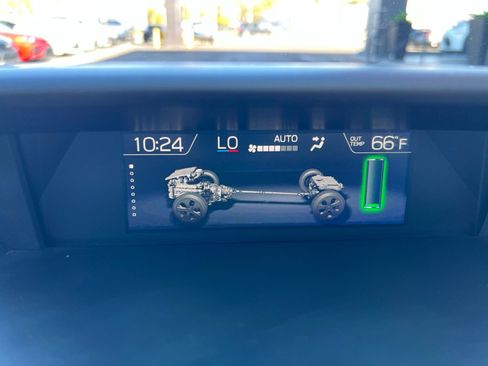 Used 2021 Subaru Crosstrek Hybrid w/ Popular Package #2A image 33