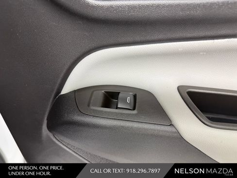 Used 2023 Chevrolet Equinox LS w/ LS Convenience Package FWD image 41