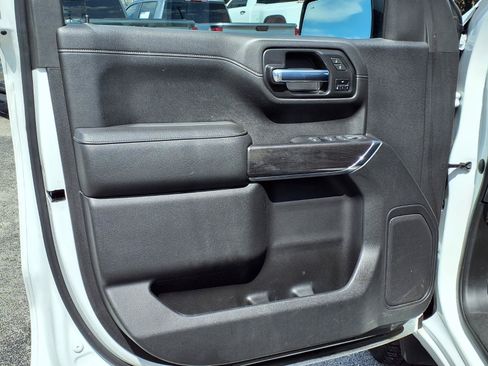 Used 2021 Chevrolet Silverado 1500 LTZ AWD/4WD image 14