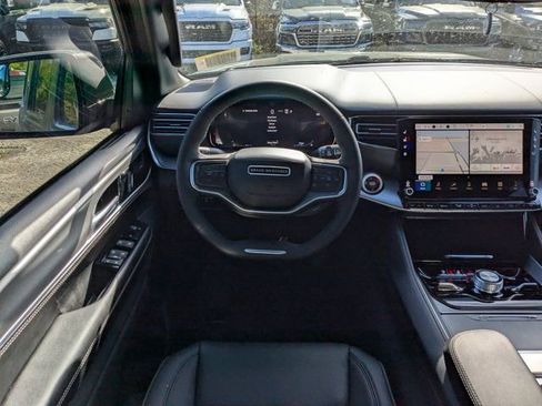 New 2026 Jeep Grand Wagoneer Limited image 18