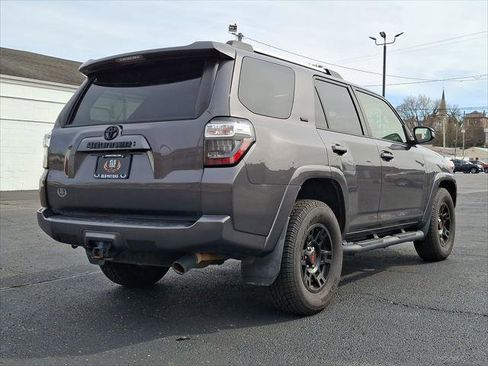 Used 2022 Toyota 4Runner SR5 Premium w/ Moonroof Package image 25
