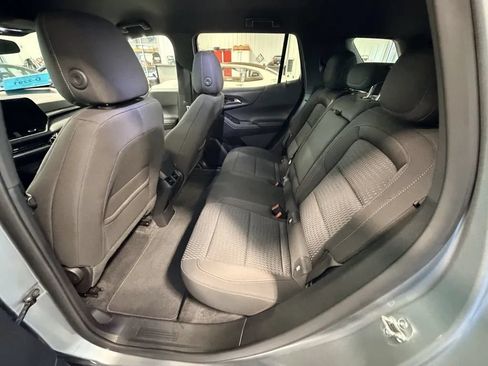 Used 2026 Chevrolet Equinox LT AWD/4WD image 14