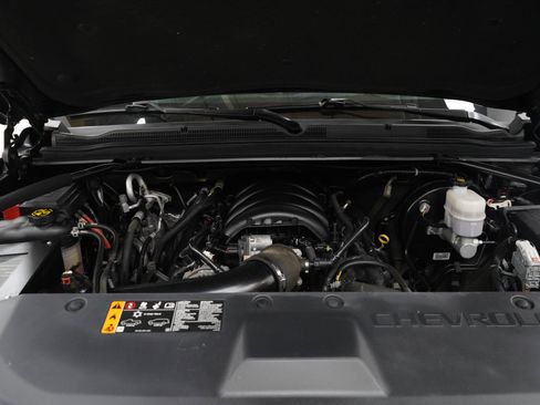 Used 2020 Chevrolet Tahoe Premier w/ RST 6.2L Performance Edition AWD/4WD image 32