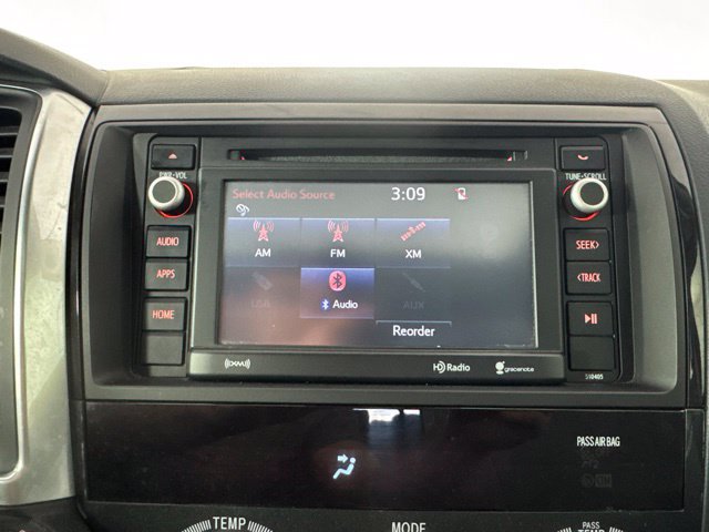 Used 2019 Toyota Sequoia SR5 AWD/4WD image 16