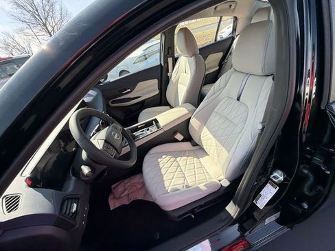 New 2026 Nissan Sentra SL w/ Floor Mat Package FWD image 10