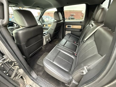 Used 2011 Ford F150 Lariat w/ Lariat Chrome Pkg image 21