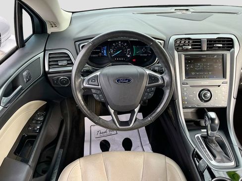 Used 2015 Ford Fusion Energi Titanium w/ Driver Assist Package image 21