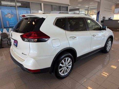 Used 2018 Nissan Rogue SV w/ Sun & Sound Touring Package AWD/4WD image 33