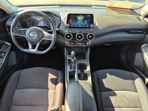 Used 2025 Nissan Sentra SR FWD image 12