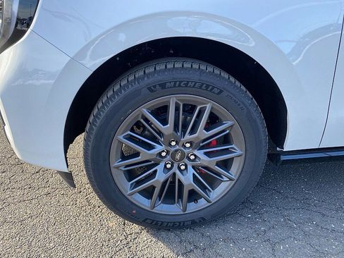 New 2025 Ford Expedition Max Platinum w/ Stealth Performance Package image 20