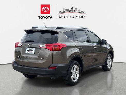 Used 2013 Toyota RAV4 XLE FWD image 3