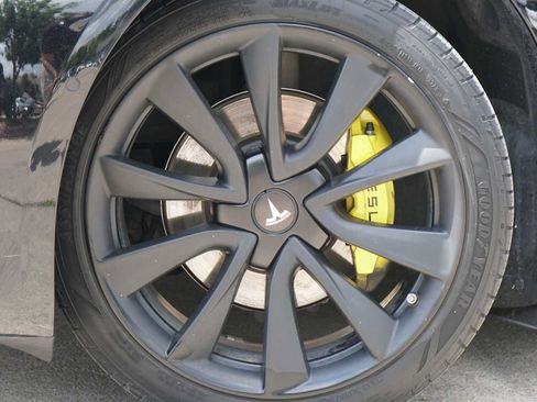 Used 2019 Tesla Model 3 Long Range RWD image 2