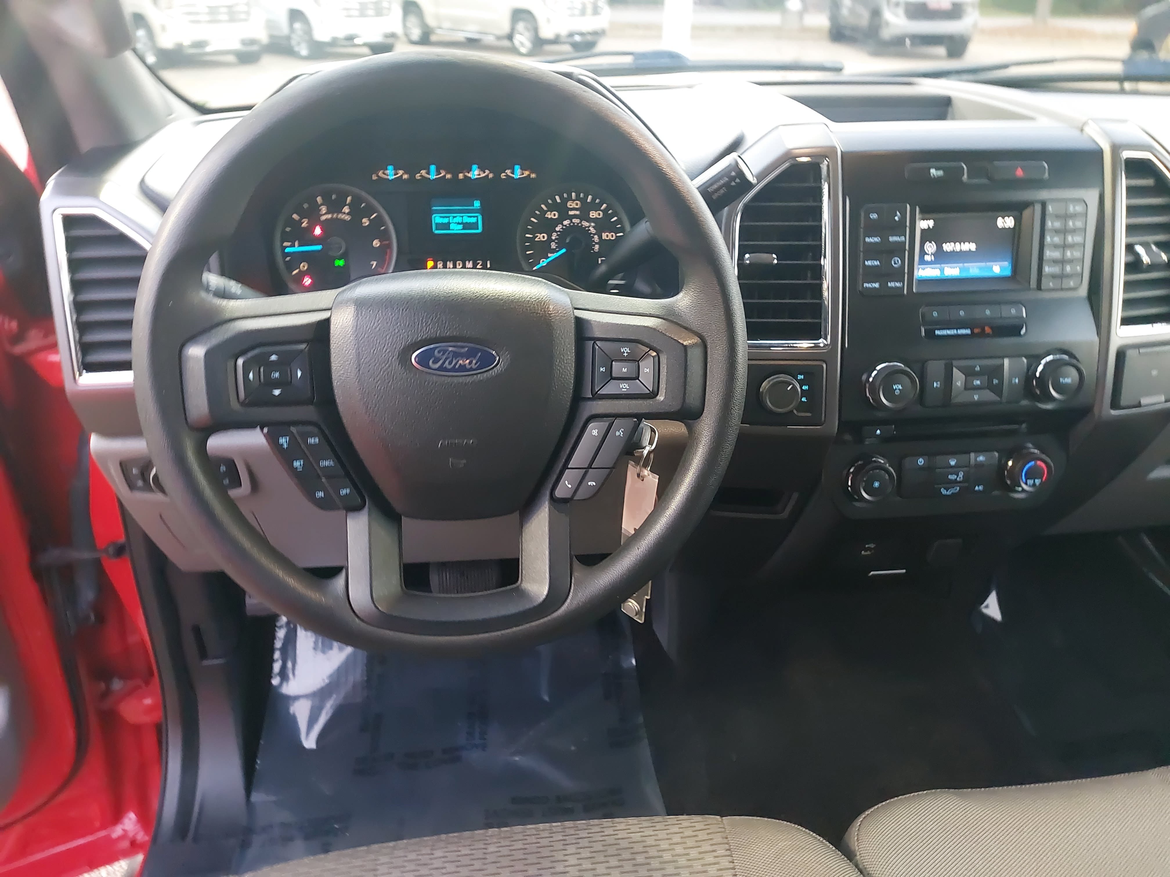 Used 2016 Ford F150 XLT AWD/4WD image 16