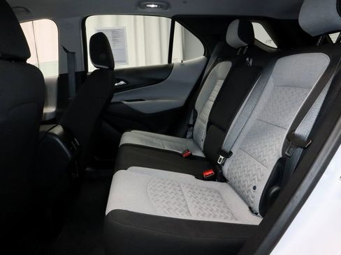 Used 2024 Chevrolet Equinox LS w/ Driver Confidence II Package FWD image 21