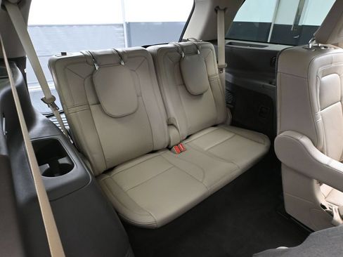 Used 2022 Lincoln Aviator Reserve w/ Elements Package Plus AWD/4WD image 49