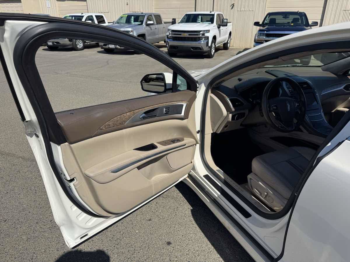 Used 2016 Lincoln MKZ Black Label FWD image 22