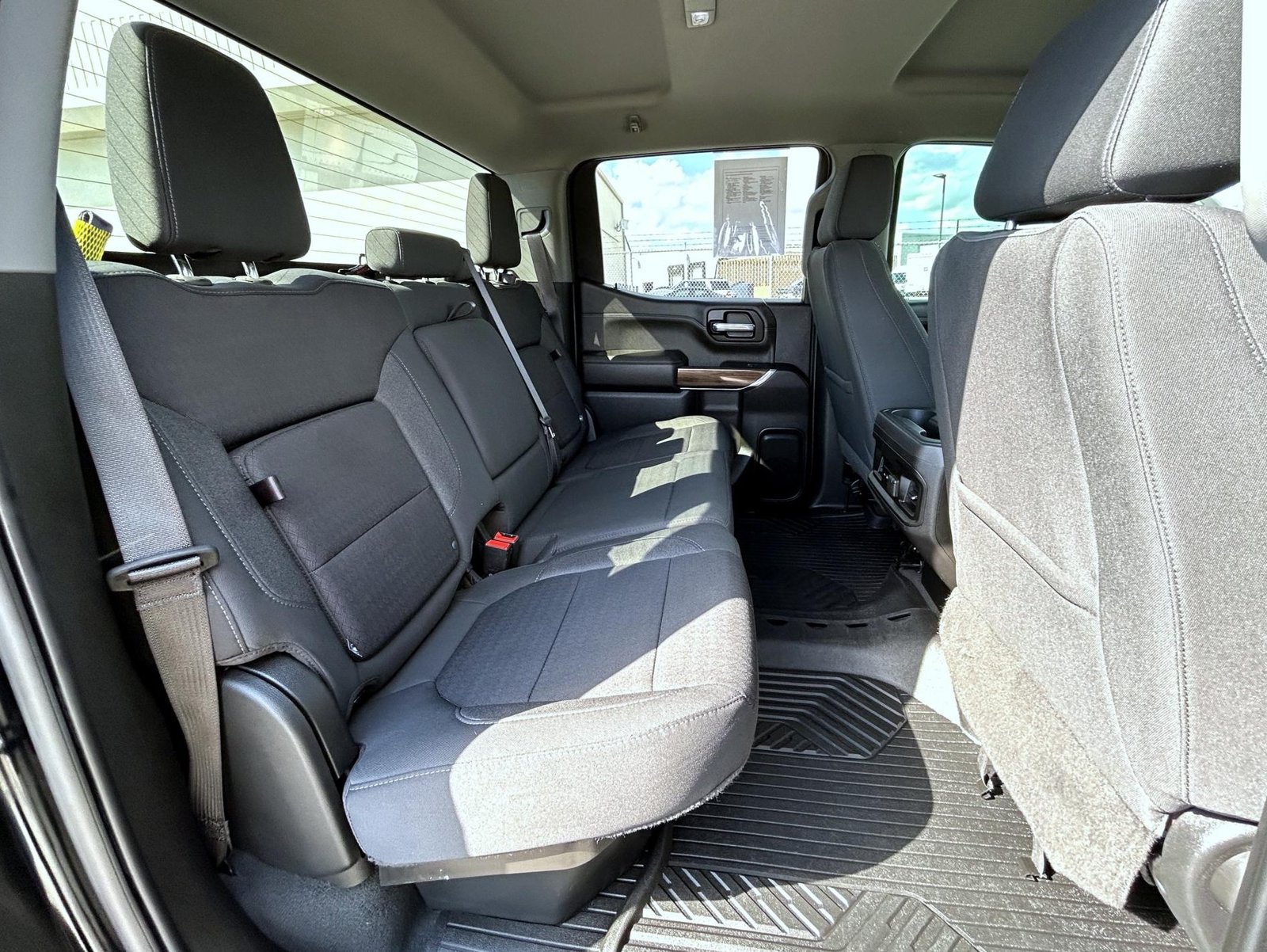 Used 2022 Chevrolet Silverado 1500 RST AWD/4WD image 20
