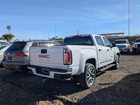 Used 2021 GMC Canyon Denali image 5