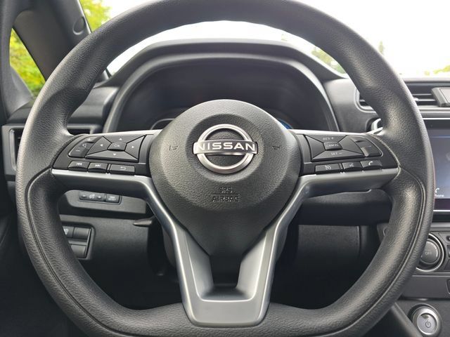 Used 2025 Nissan Leaf S FWD image 21