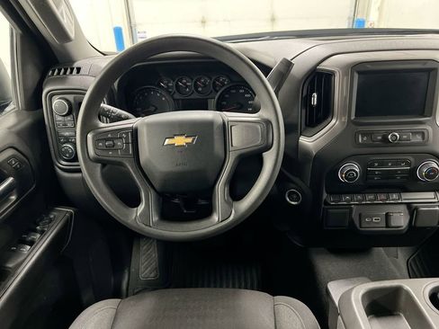 Used 2023 Chevrolet Silverado 1500 Custom AWD/4WD image 11
