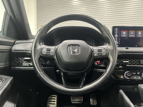 Used 2024 Honda Accord Sport image 14