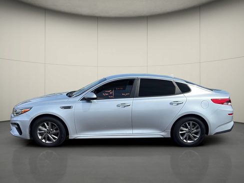 Used 2020 Kia Optima LX FWD image 4
