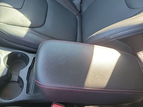 Used 2020 Jeep Cherokee Trailhawk image 31