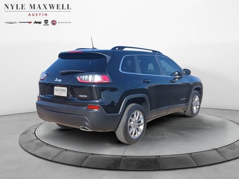 Used 2022 Jeep Cherokee Latitude Lux FWD image 16