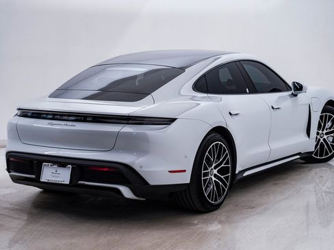 Used 2020 Porsche Taycan Turbo image 11