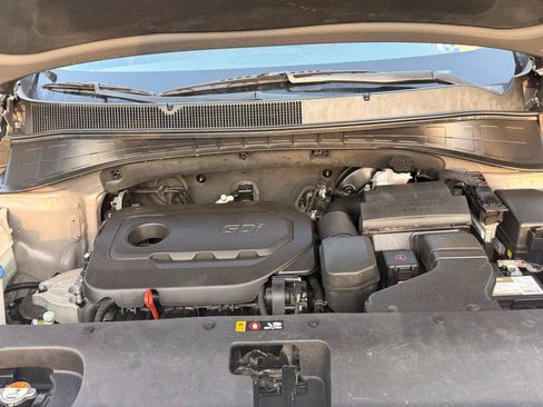 Used 2018 Kia Sorento FWD image 22