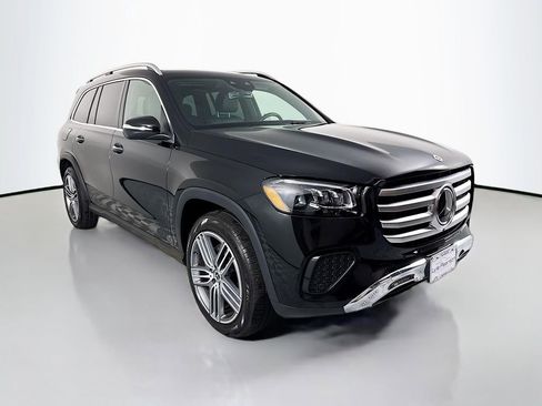 Used 2025 Mercedes-Benz GLS 450 4MATIC image 7
