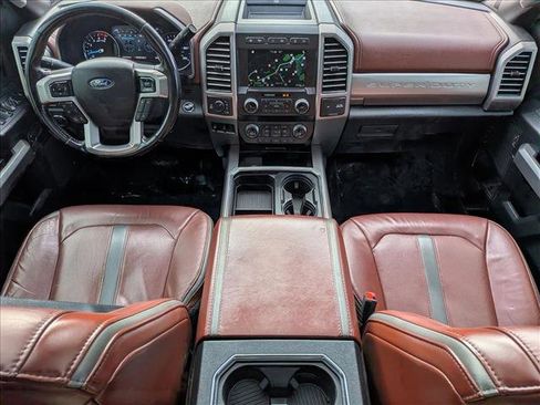 Used 2019 Ford F350 Platinum w/ Platinum Ultimate Package image 19