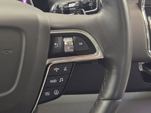 Used 2024 Lincoln Navigator L Black Label AWD/4WD image 27