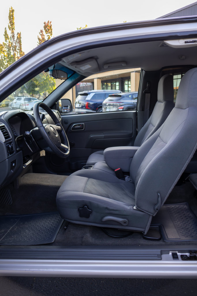 Used 2005 Chevrolet Colorado LS RWD image 15