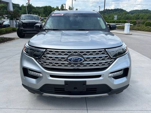 Used 2023 Ford Explorer Limited w/ Limited Technology Package RWD image 34