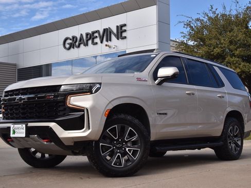 Used 2021 Chevrolet Tahoe Z71 w/ Z71 Signature Package image 2