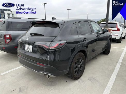 Used 2025 Honda HR-V Sport image 9