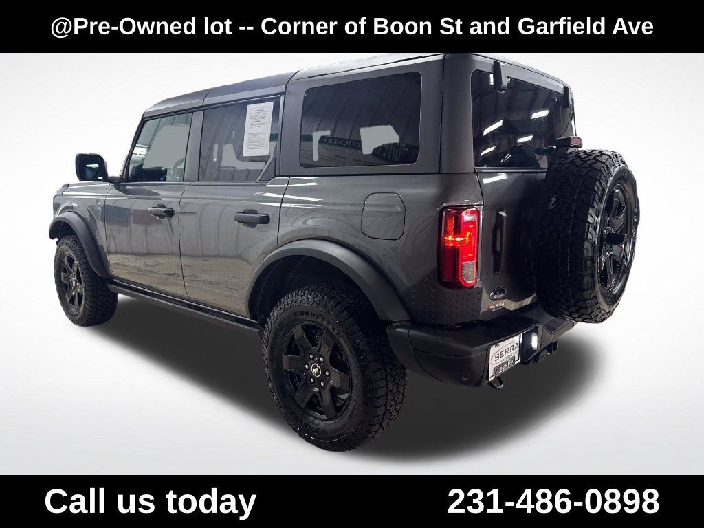 Used 2024 Ford Bronco Black Diamond AWD/4WD image 3