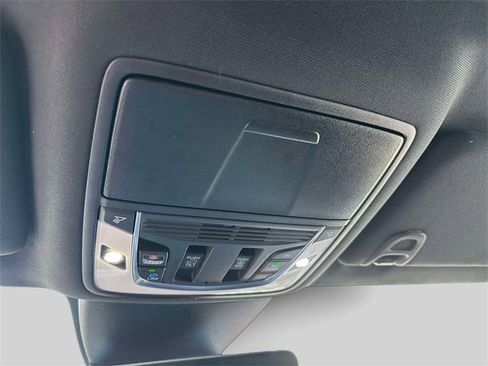 Used 2023 Acura MDX A-Spec image 32