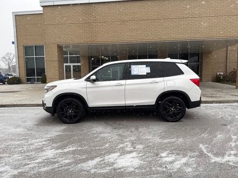 Certified 2023 Honda Passport EX-L image 1